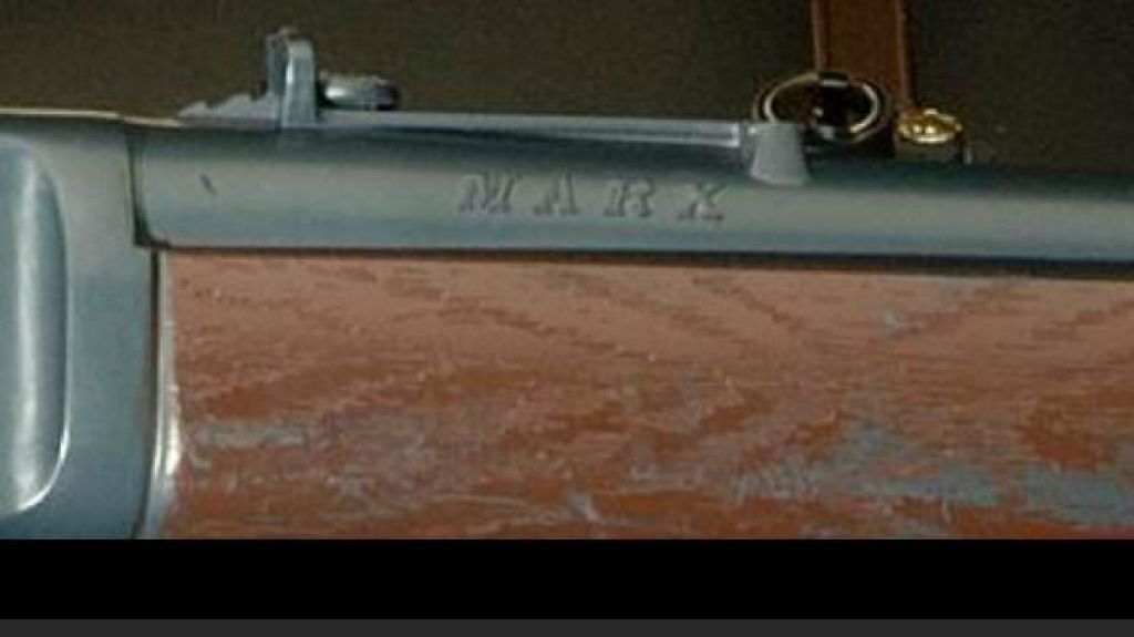 Description: F:\Writing\Articles\Old School Game Magazine\The Game Scholar\Game Scholar 02 - Nintendo Odyssey\Marx Logo Closeup.JPG